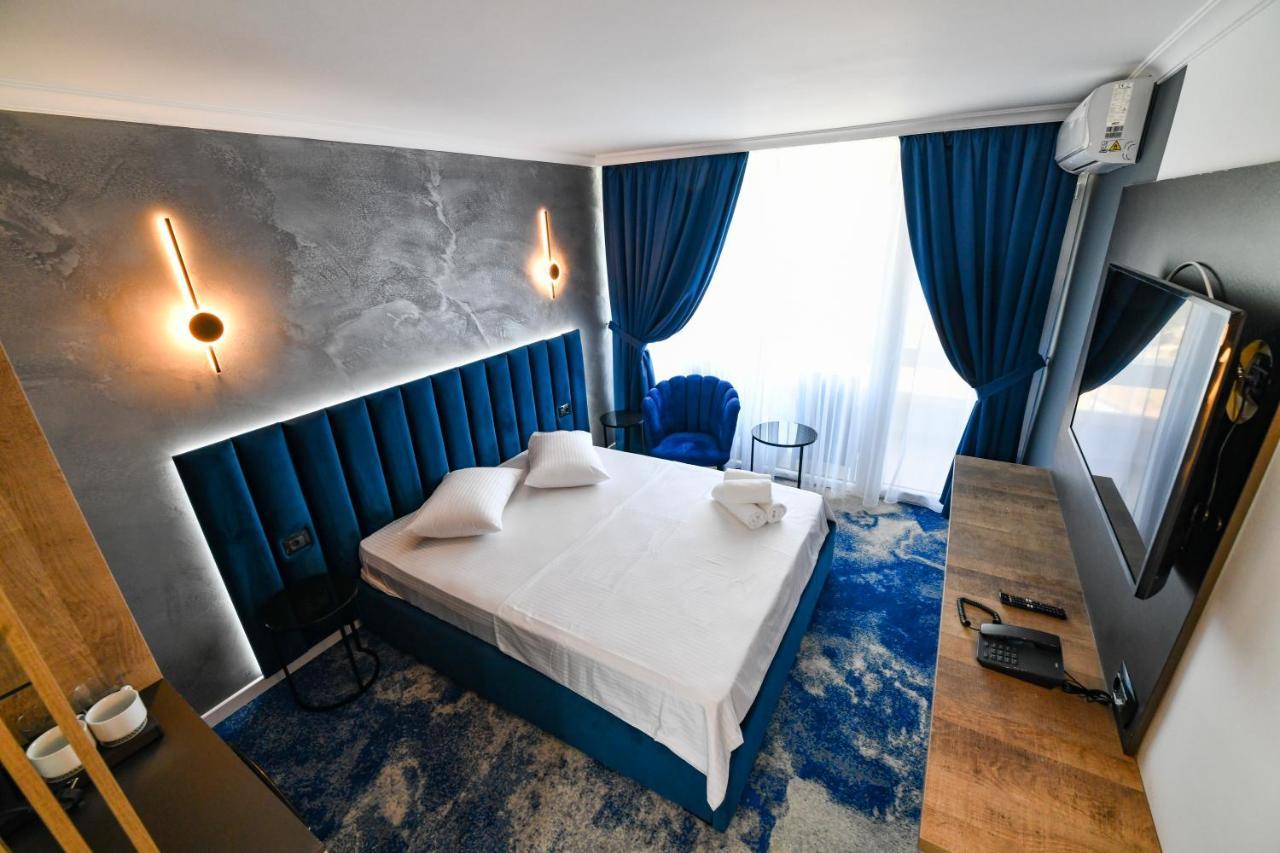 Hotel Topaz 4* Cap Aurora Dış mekan fotoğraf